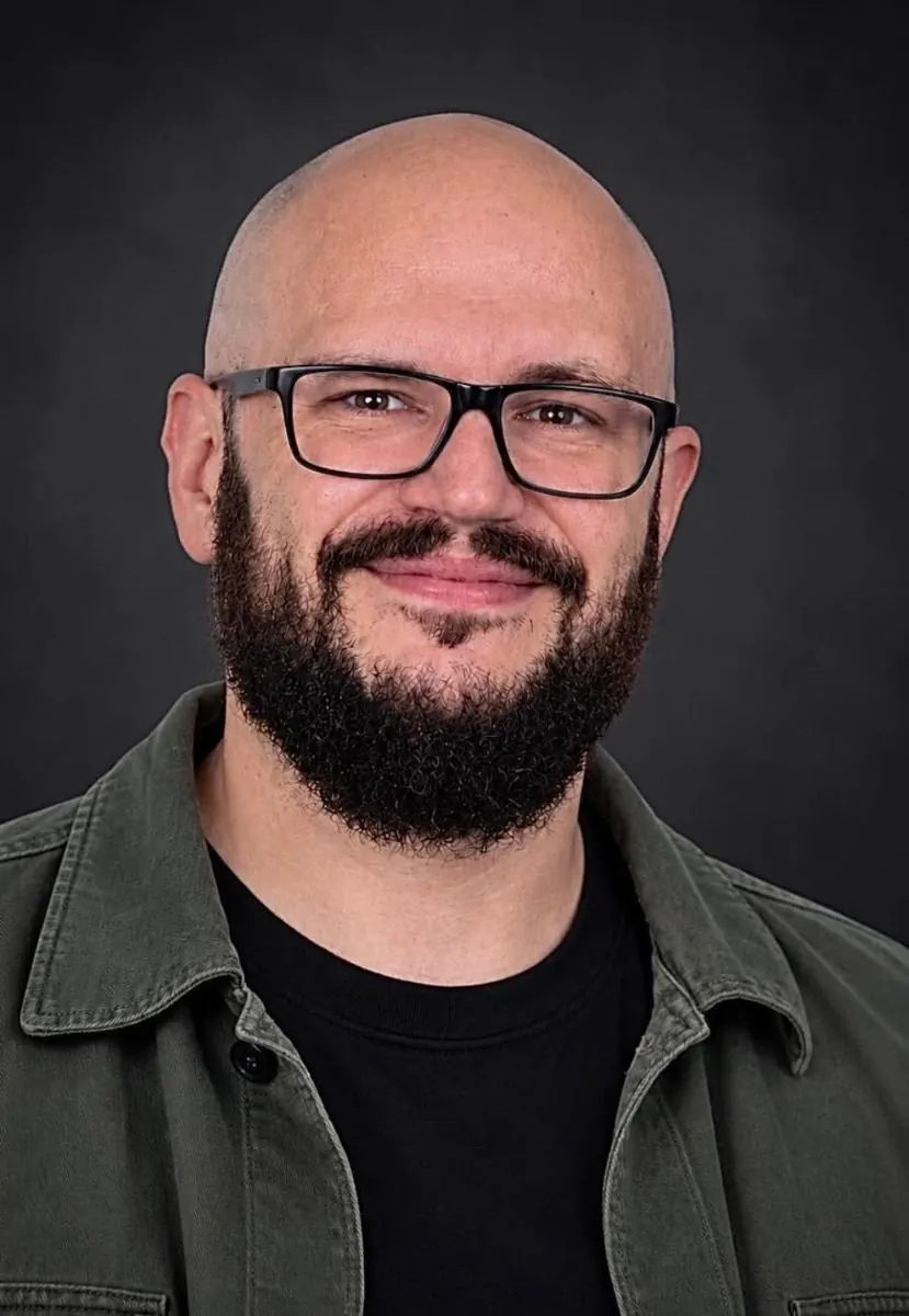 Metalhed artist portrait